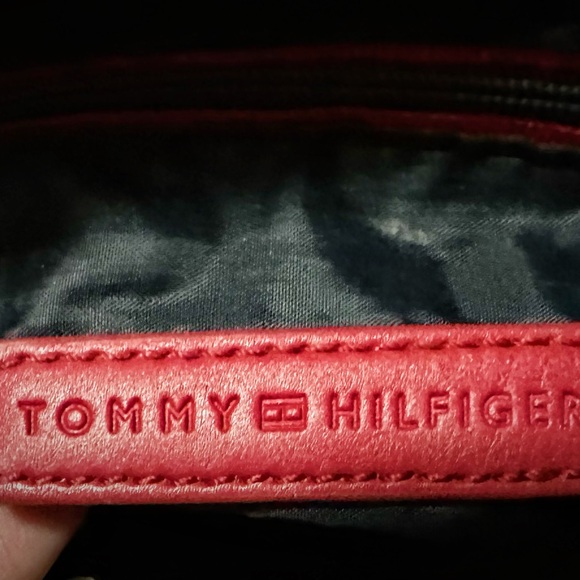 Tommy Hilfiger Black Patterned Tote - Picture 9 of 17